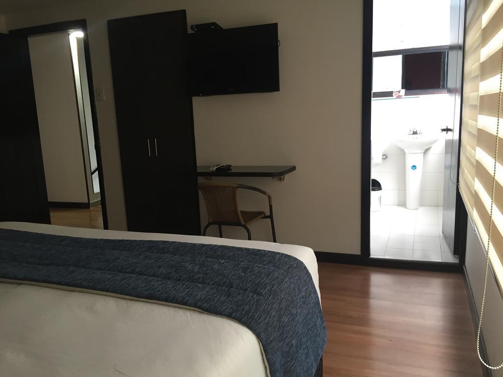 Hotel Aj Ferial Bogotá Eksteriør billede