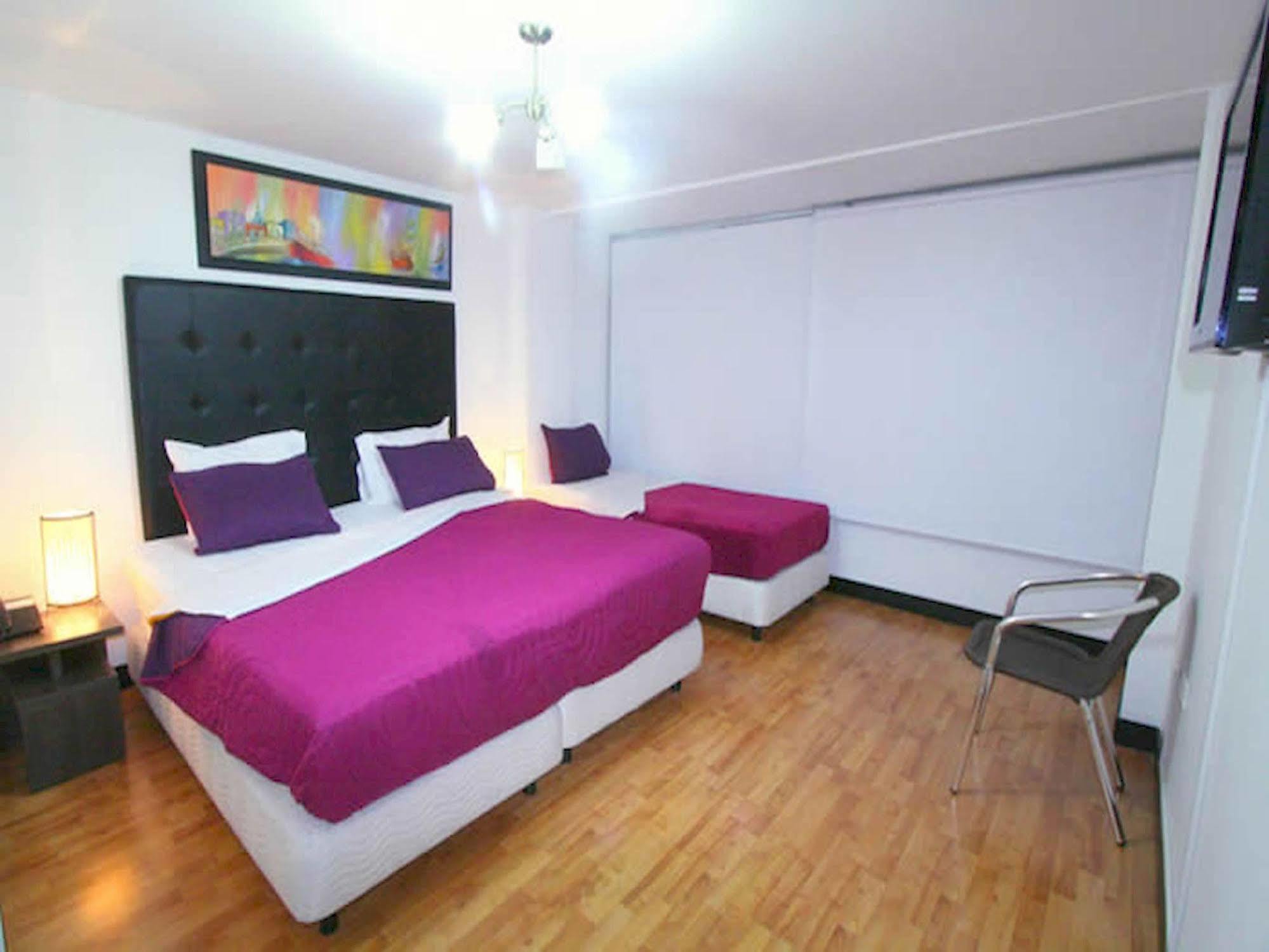 Hotel Aj Ferial Bogotá Eksteriør billede
